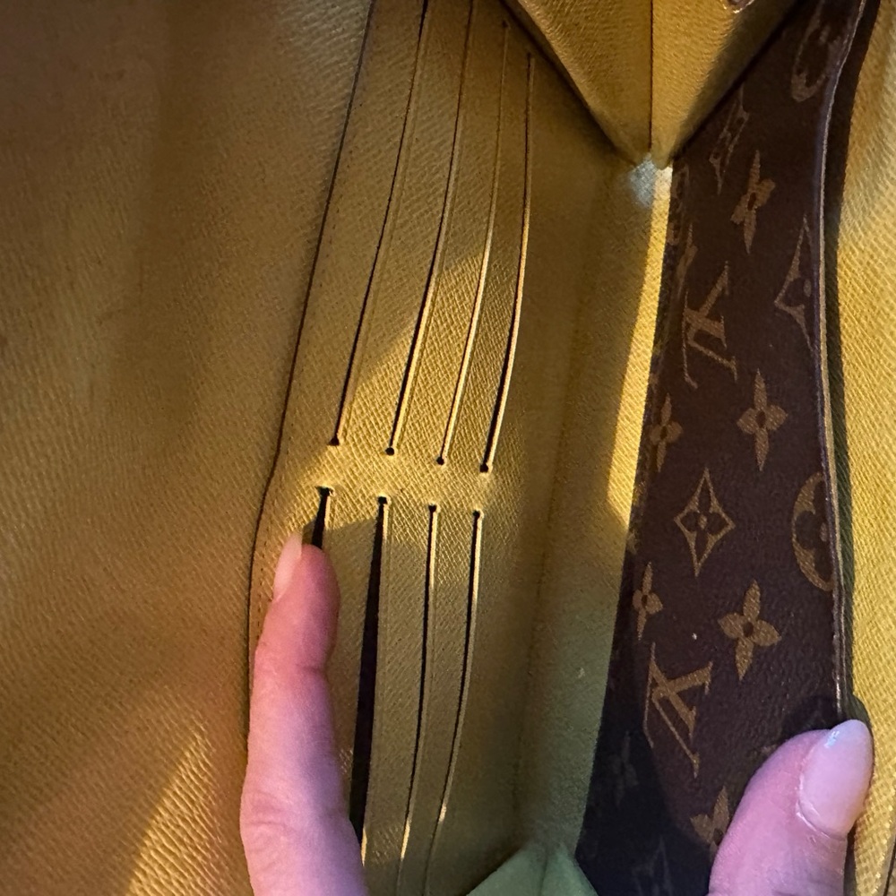 Louis Vuitton Monogram Yellow and Brown Clutch - Picture 6 of 14